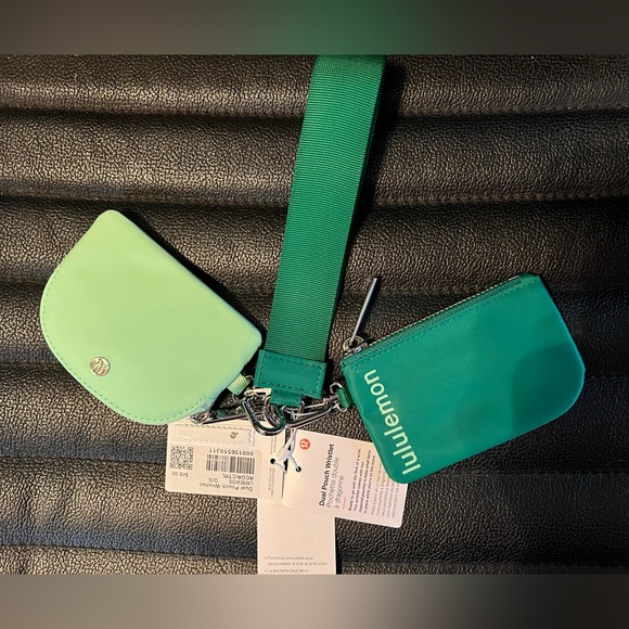 NWT $48 Lululemon Dual Pouch Wristlet
Raceway Green / Citra Lime - Picture 6 of 6